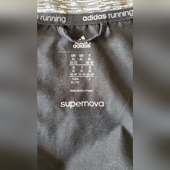 Bundle 5/$30 Adidas Super Nova Running zip up size XL - Picture 5 of 5